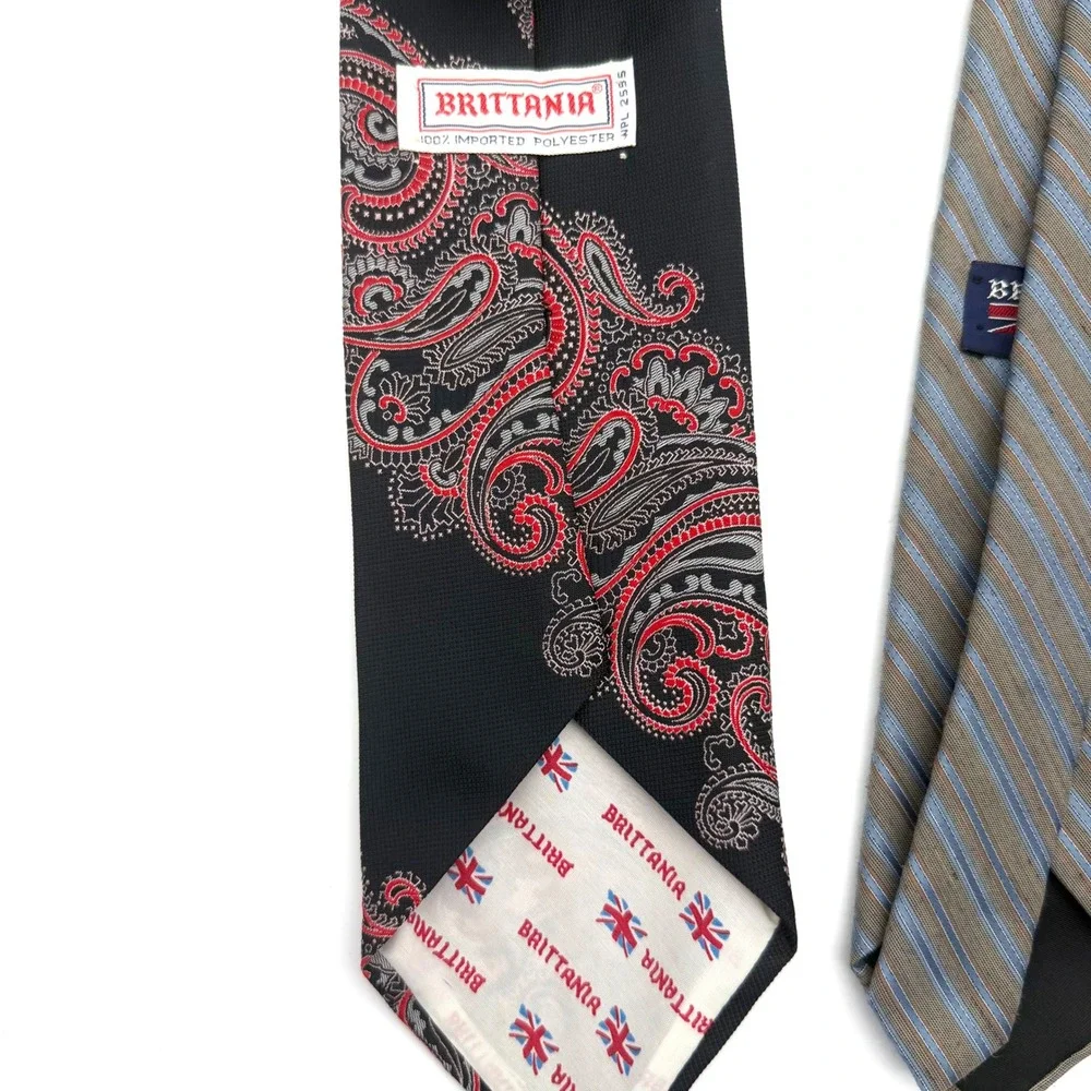Brittania Men's Neckties Lot of 3 Paisley Striped Geometric Retro Ties